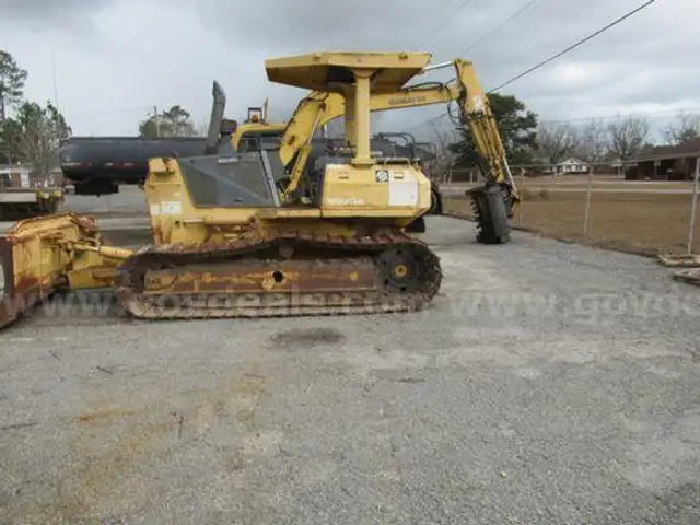 2003 KOMATSU D41P-6 (214168 TM:DOT)