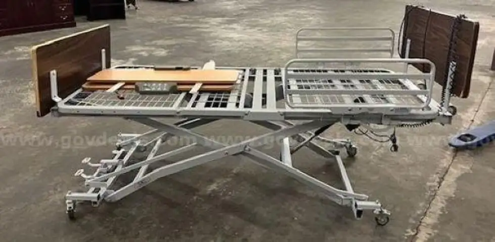 Wheelchairs, Medical Bed, Spreader Bar, etc. (213767 NM)