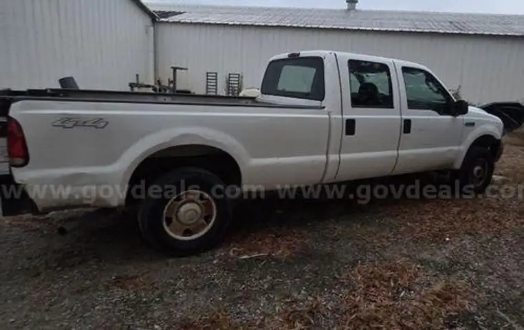 2005 Ford F-250 SD (213867 AJ)