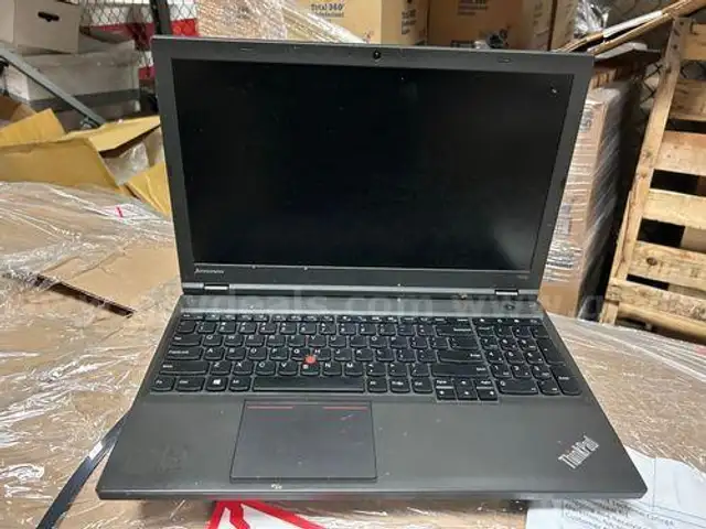 Laptops** NO Hard Drives **  (210861 DC)