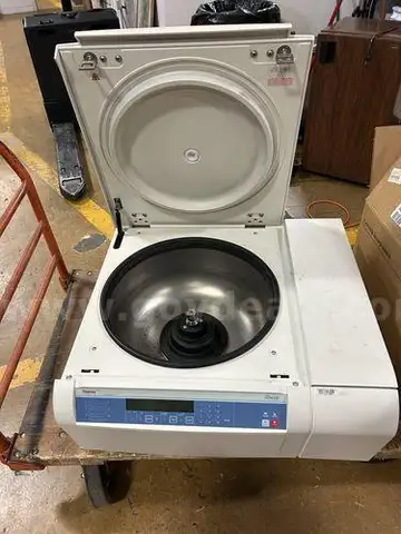 BENCHTOP SORVALL LEGEND XTR CENTRIFUGE (215142 NB)