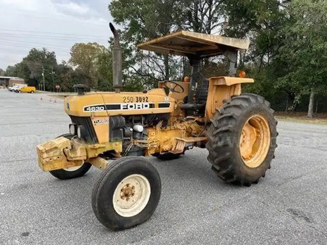 1995 New Holland 4630 (215024 AJ DOT)