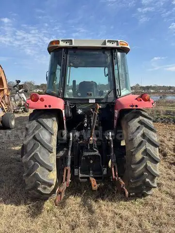 Massey Ferguson 5465 Tractor (215518 TM)