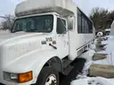 2001 International 3400 Bus