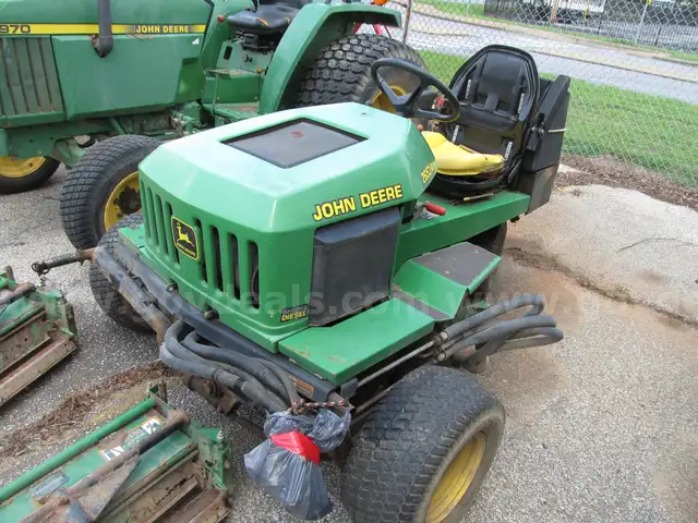 JOHN DEERE REEL MOWER