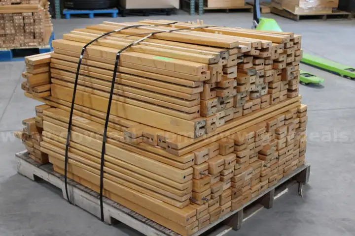 (150+)Oak Bed Legs for Lumber (Lot K)
