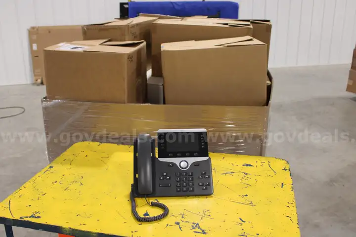 (330)Cisco 8861 IP Phones (Lot FF)
