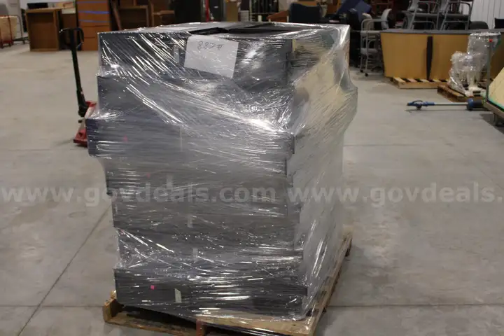 (42)Dell Desktop PC's (untested)(Lot 42)