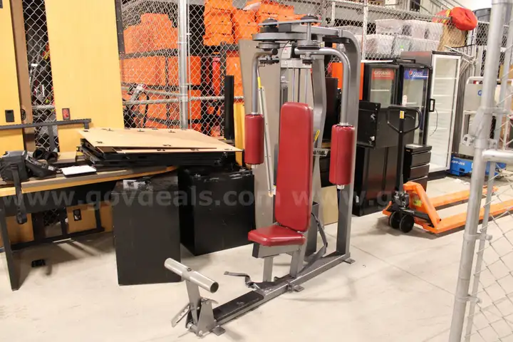 Nautilus Nitro Rear Delt Pec Fly Machine