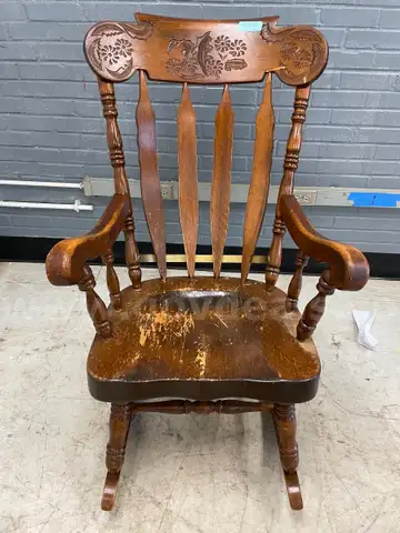 Lot of (4) Chairs