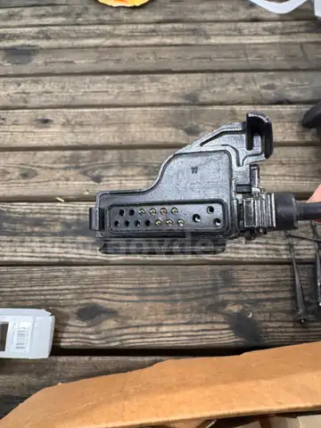 Lot of 11 Motorola XTS 2500 Radio Shoulder Microphones