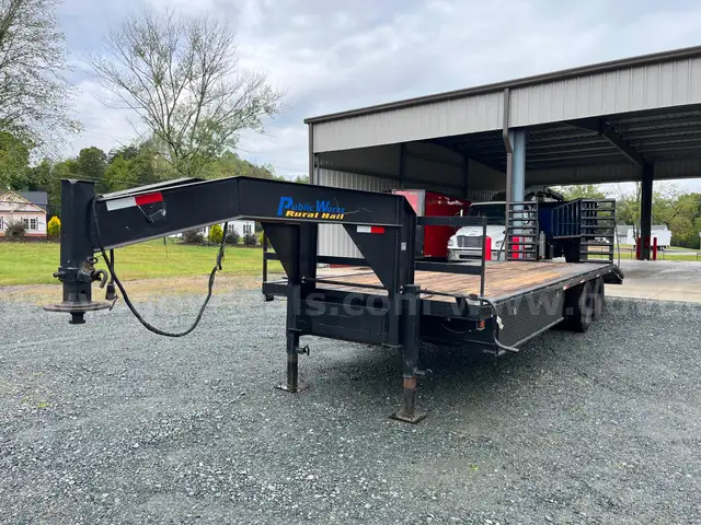 Kaufman Flatbed Gooseneck Trailer