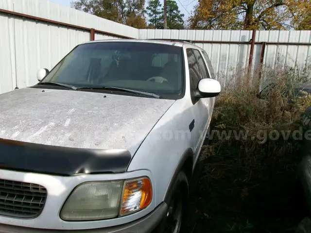 1998 Ford Expedition XLT 4WD