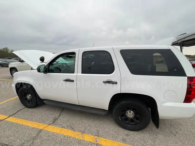 2012 Chevrolet Tahoe #3