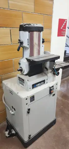 Delta 6&#x22; Belt/12&#x22; Disc Abrasive Finishing Machine &#x26; Delta Belt Disc Sander Base.