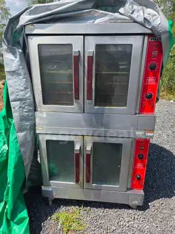 Vulcan Stacked convection ovens Natural gas 50000 btu each. 110 plug for the electronic