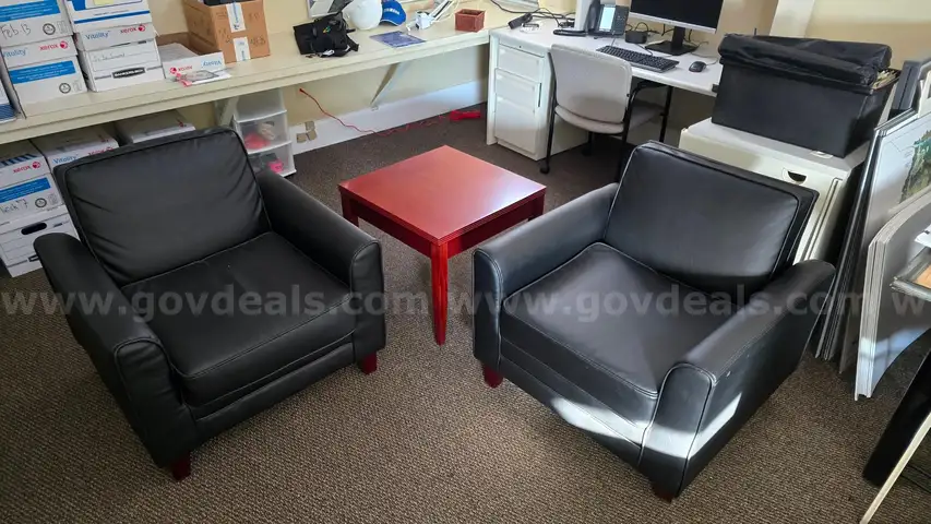 2 Chairs &#x26; 1 Table