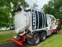 1995 Mack DM690S