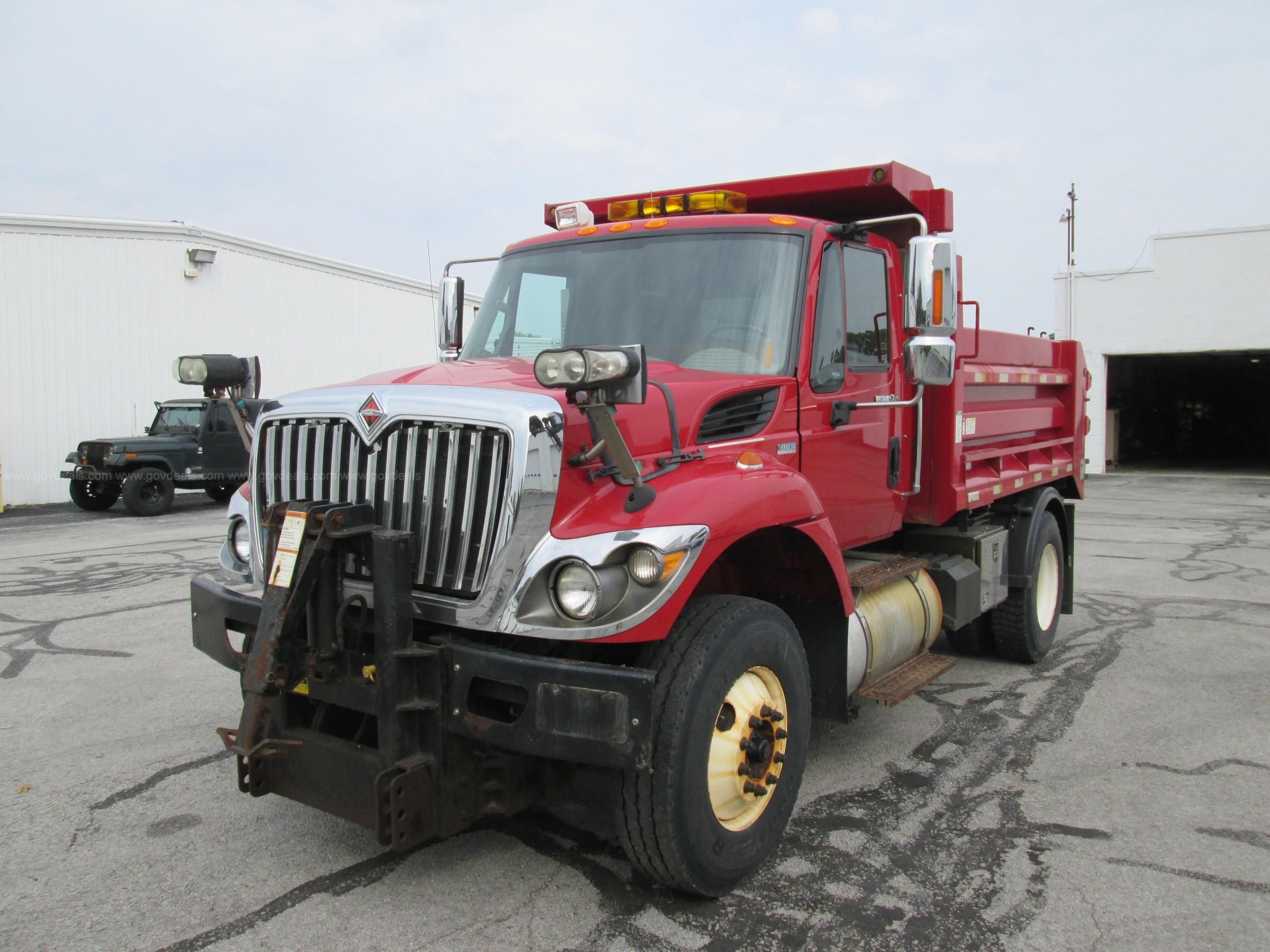 2012 International 7400 Single Axle Dump Truck (Red