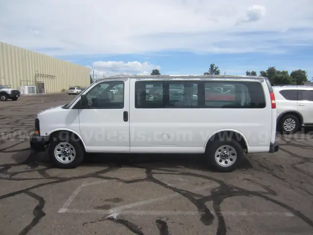 2010 GMC Savana