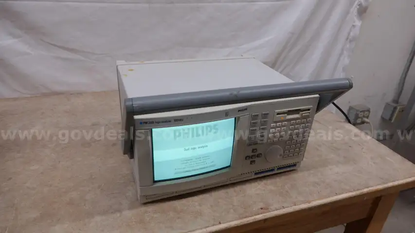 Philips PM3580 Logic Analyzer