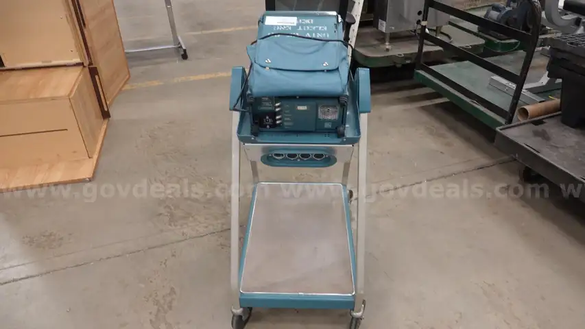 Tektronix 475A Oscilloscope