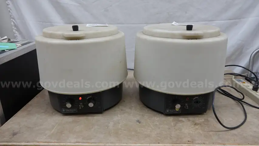 Lot of 2 Fisher Scientific Centrific Centrifuges