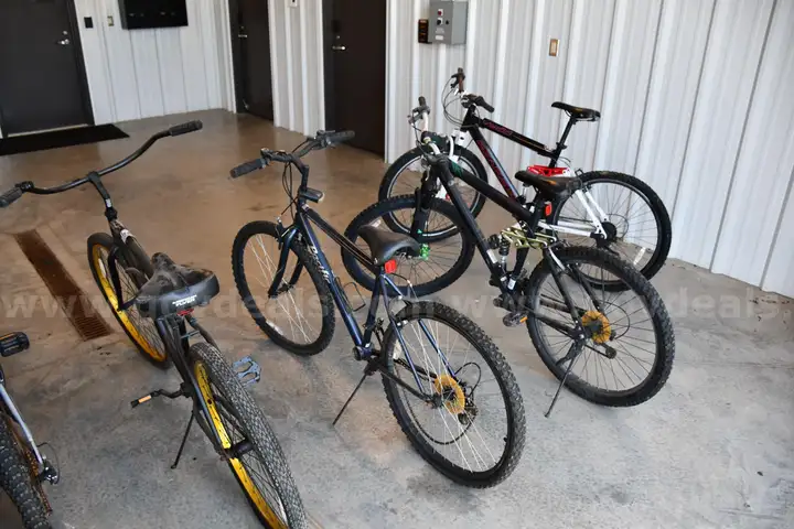 Lot of 8 Bicycles