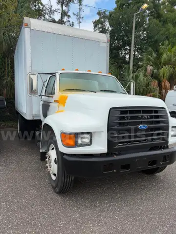 1995 Ford F800