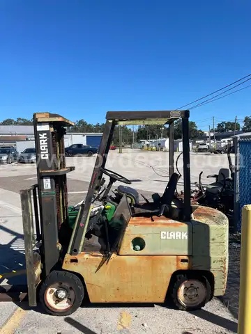 Clark Forklift
