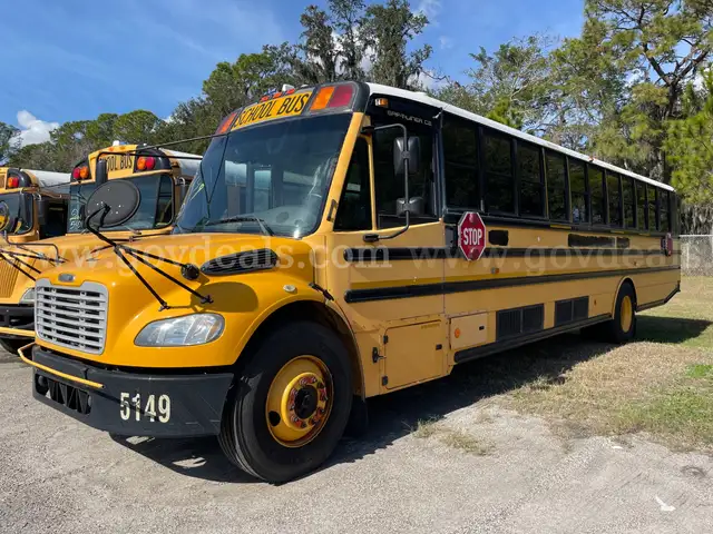2016 Freightliner B2 Bus Chassis