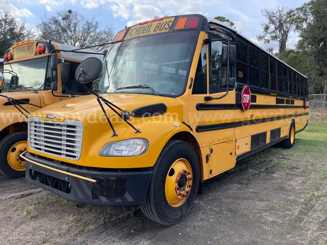 2016 Freightliner B2 Bus Chassis