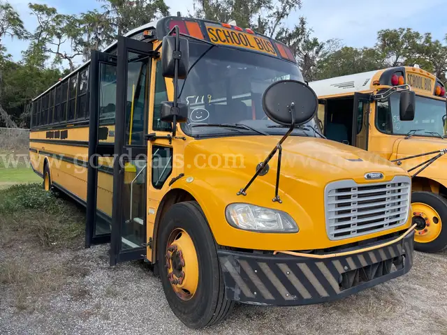 2016 Freightliner B2 Bus Chassis