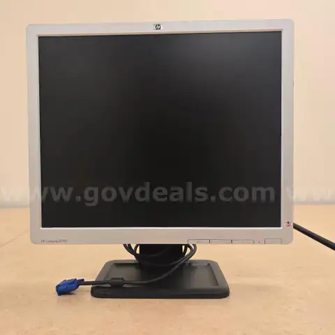Lot of HP and ViewSonic Monitors
