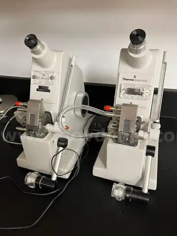 Lot of 2 Refractometers