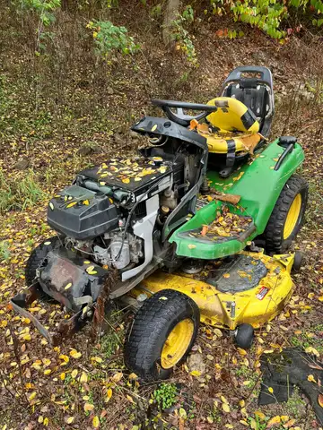 John Deere X540