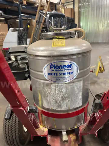 Pioneer Brite Striper 1500