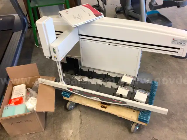 Beckman Coulter Biomek 3000 Workstation