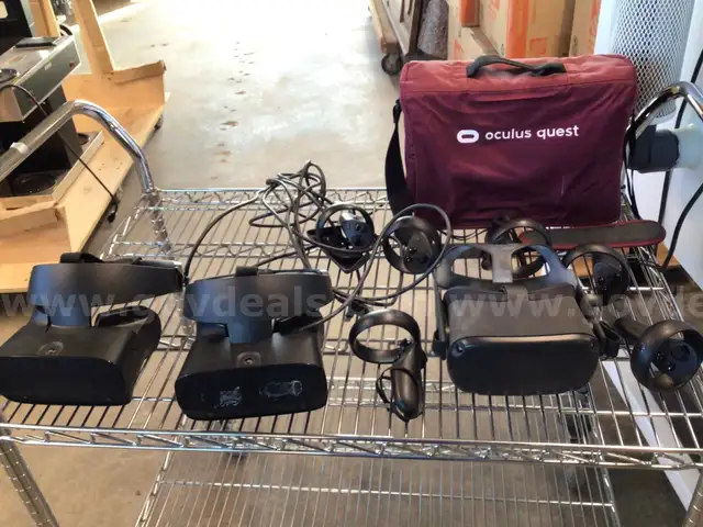 Lot of Oculus Equipment