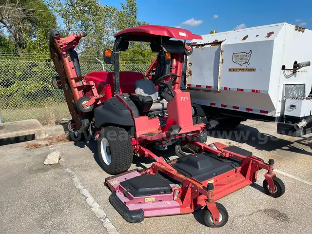 2011 TORO Groundsmaster D 5900