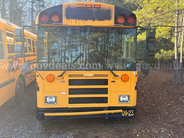 2009 Thomas Saf-T-Liner MVP EF