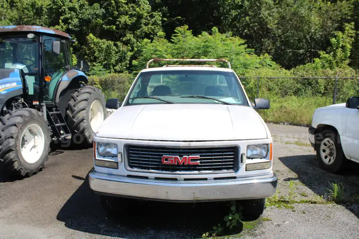 1998 GMC Sierra C/K 2500 Reg. Cab 2WD