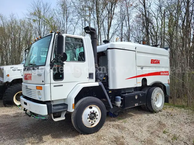 2007  ELGIN STREET SWEEPER