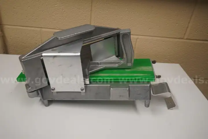 Commercial Tomato Slicer