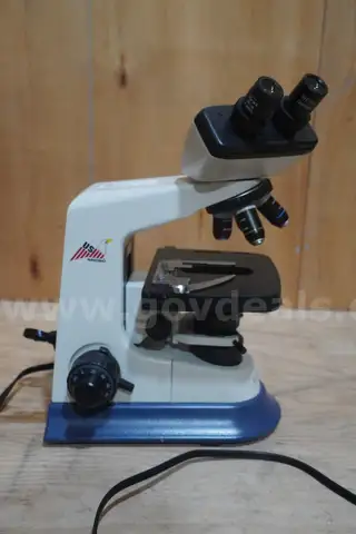 US Micro - Micro III Lighted Microscope