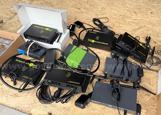 Wireless Gateways, Wifi Sensors, Switches and Splitters