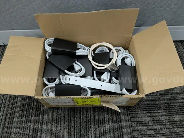 Miscellaneous Electronics Lot