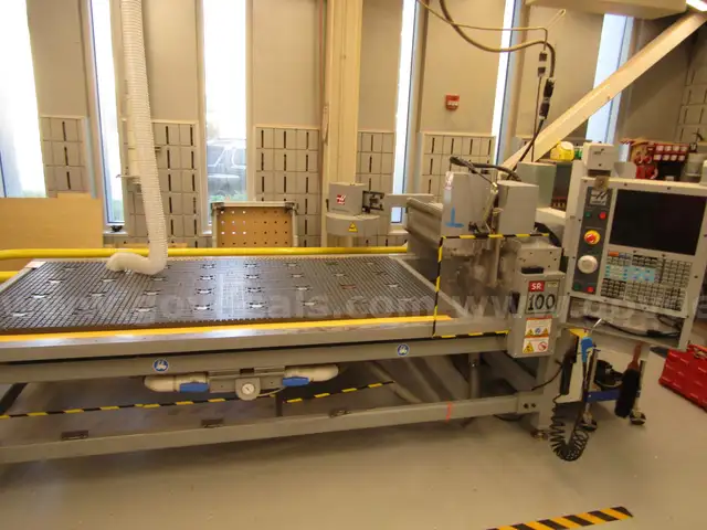 Haas SR-100 CNC Router