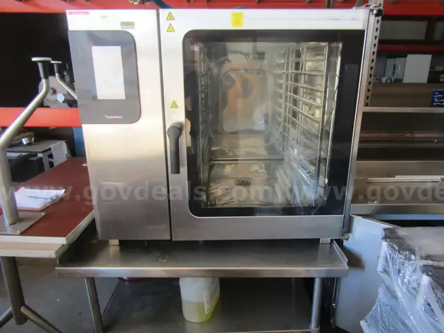 Combi oven and steamer