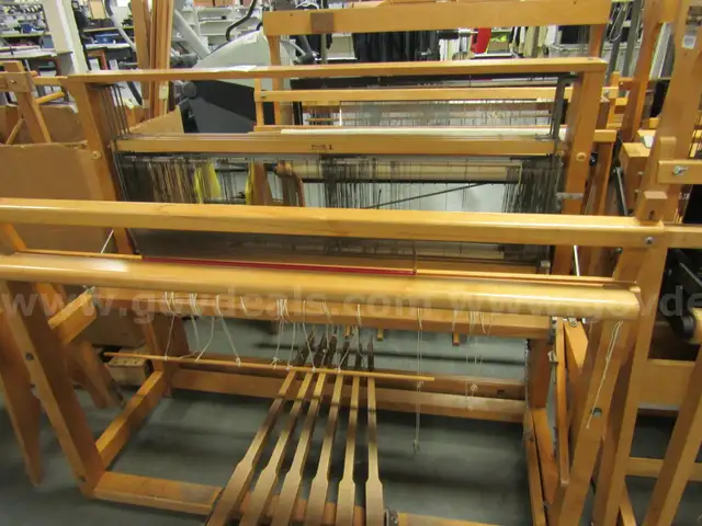 Nilus Leclerc Weaving Loom